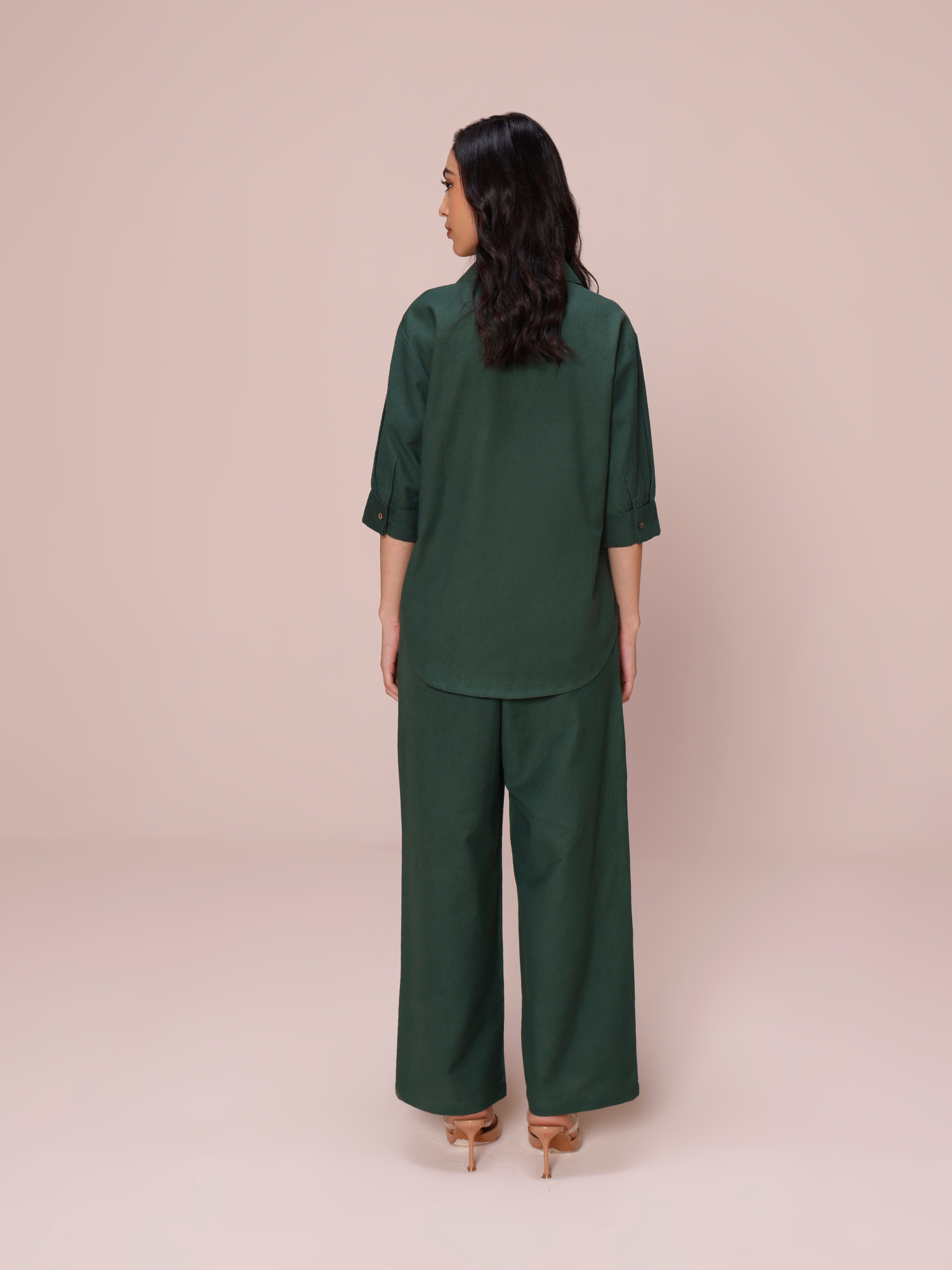 Green linen casual set for women